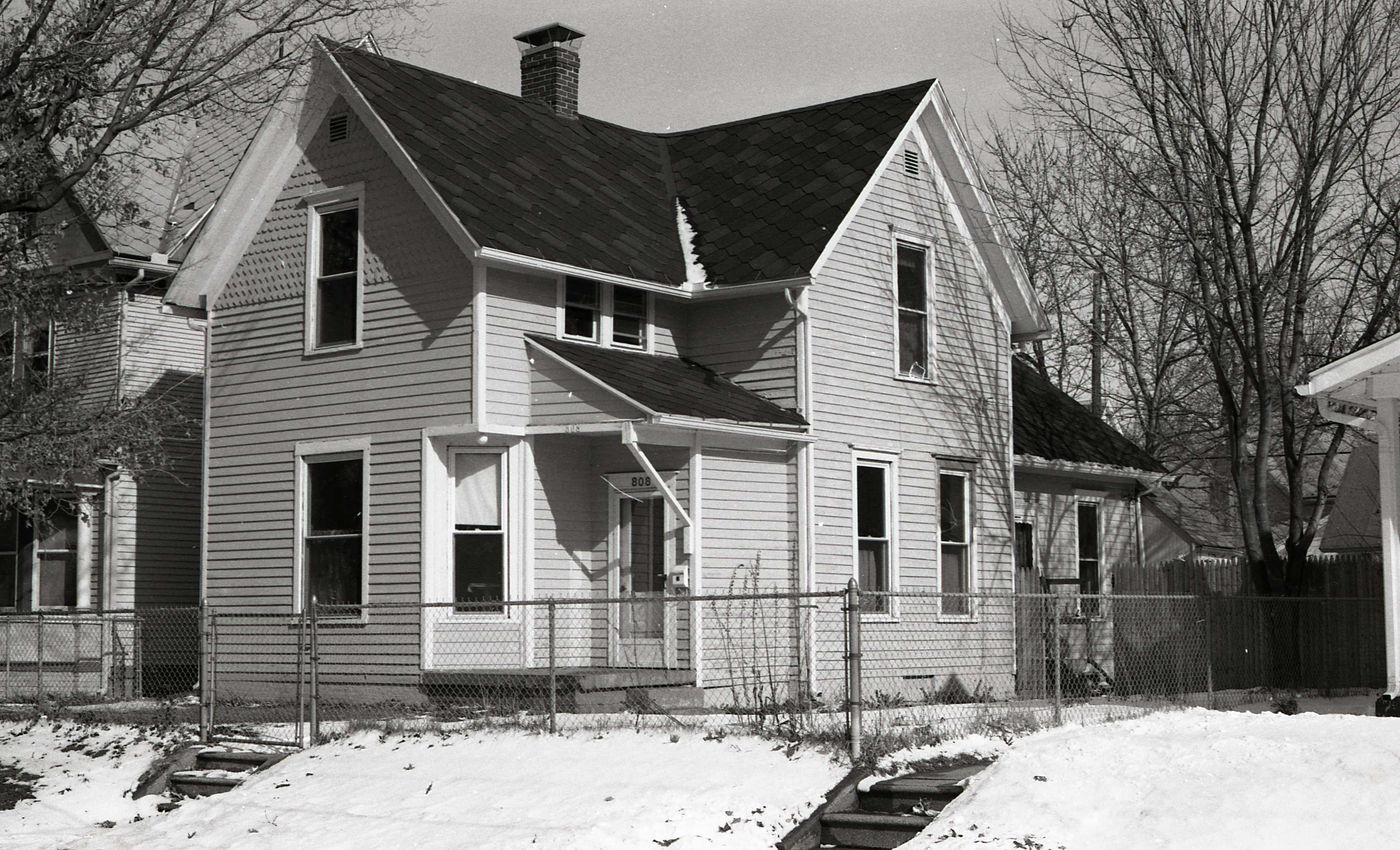 808 Forest Avenue